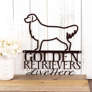 Golden Retrievers Live Here metal wall decor, in copper vein powder coat. 